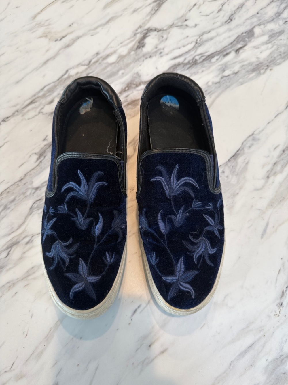 Kenneth Cole Navy Velvet Slip-On Sneakers with Floral Embroidery